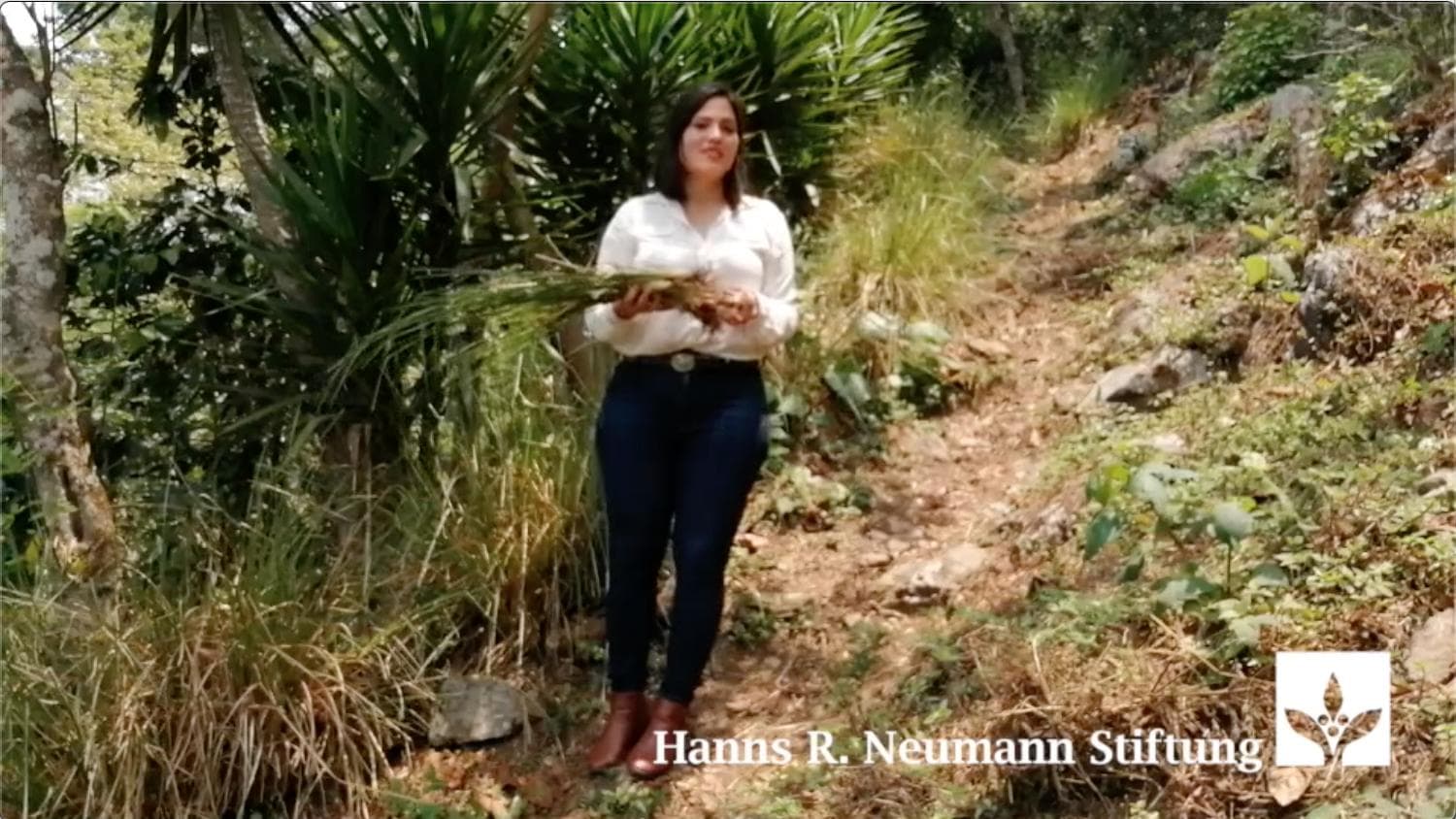 Good Agricultural Practices: How to use good soil conservation practices in your farm Good Agricultural Practices: How to use good soil conservation practices in your farm